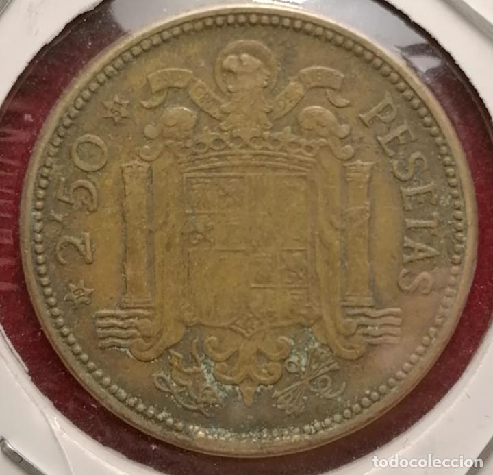 Monedas con errores: 2.5 pesetas 1953 * 54 Empastada - Foto 2