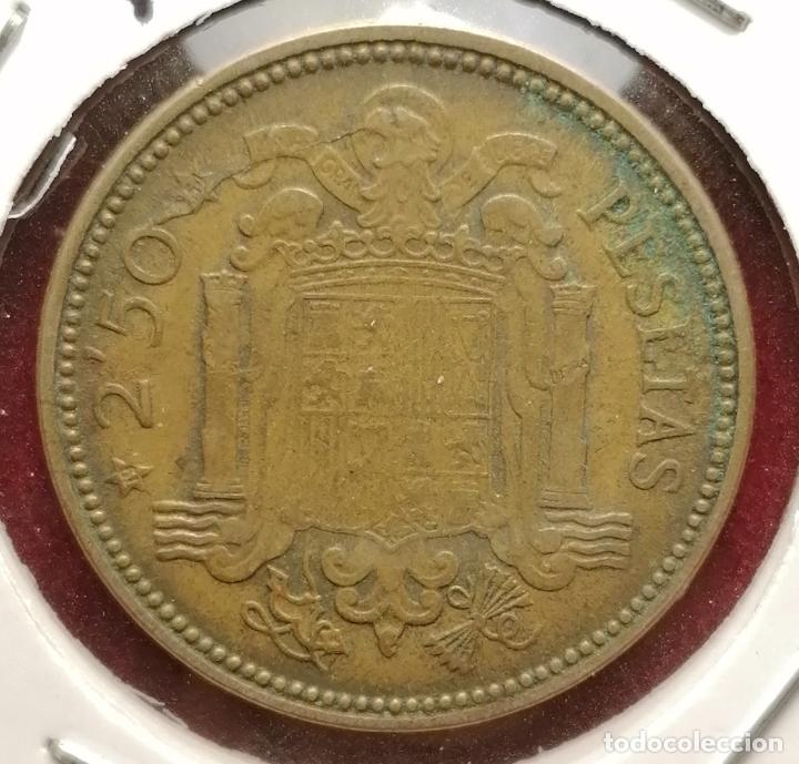 Monedas con errores: 2.5 pesetas 1953 * 54 cu&ntilde;o roto - Foto 2