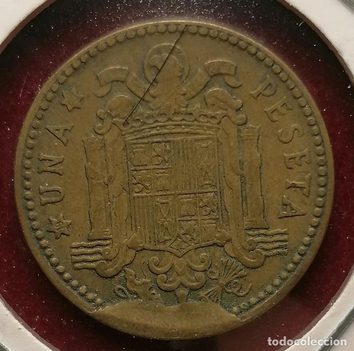 Monedas con errores: 1 peseta 1963 * 63 empaste - cu&ntilde;o descantillado - Foto 2