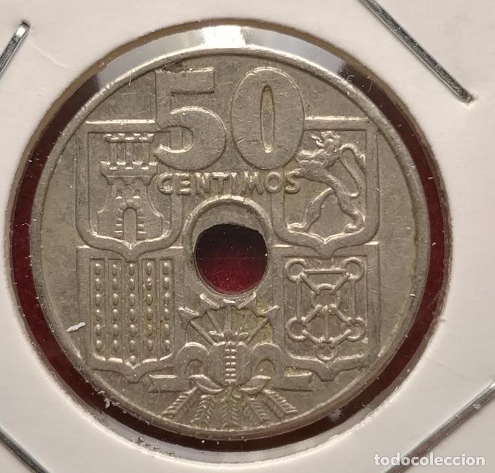 Monedas con errores: 50 centimos 1963 * 64 Taladro desplazado - Foto 2