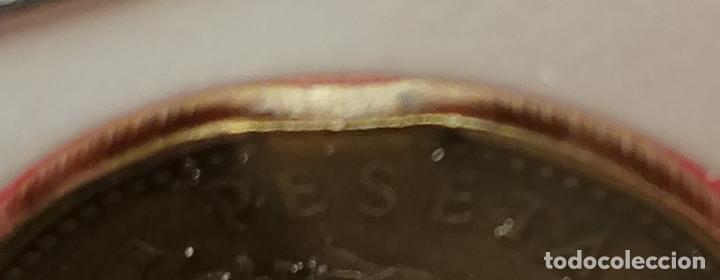Monedas con errores: 1 peseta 1963 * 63 segmentada curva - Foto 4