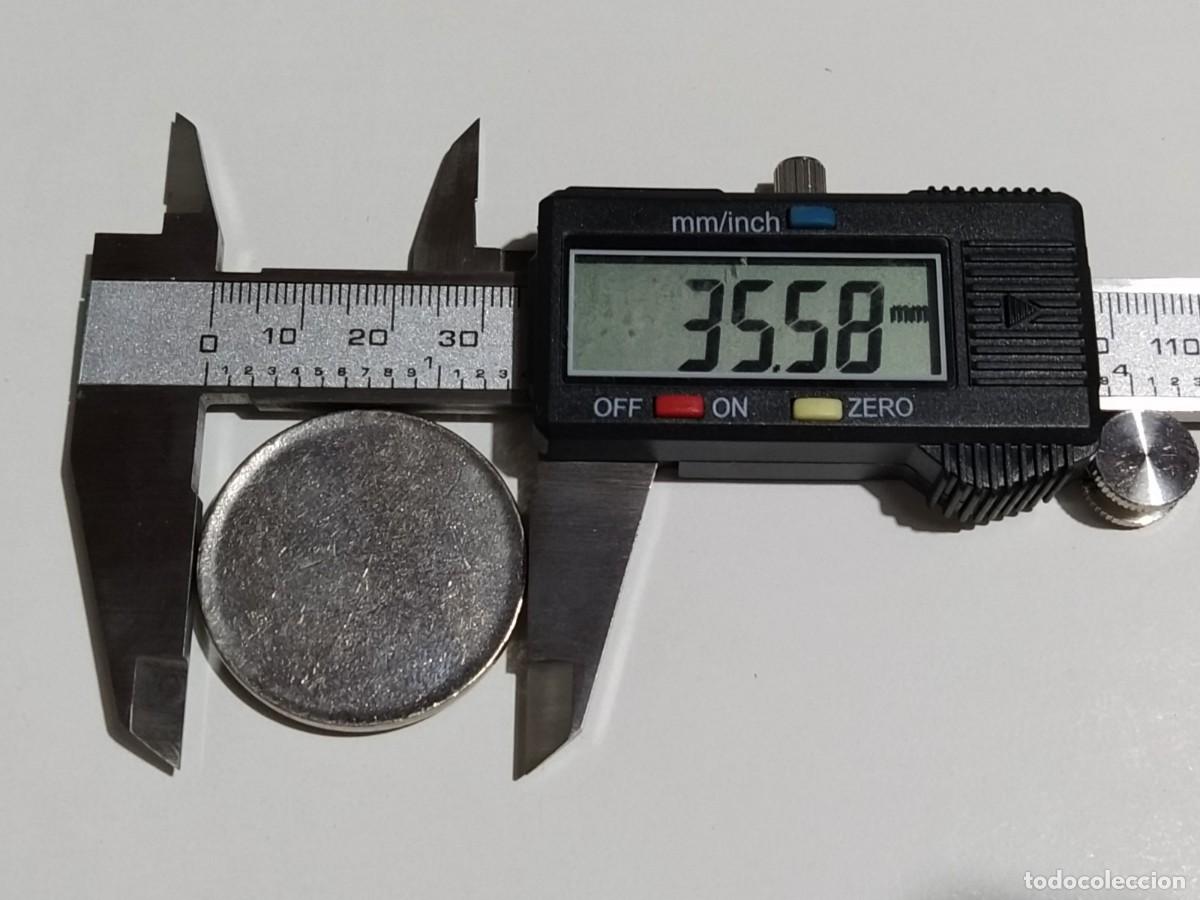 Monedas con errores: COSPEL SIN ACU&Ntilde;AR - 21,5 grs / 35,58 mm - Foto 2