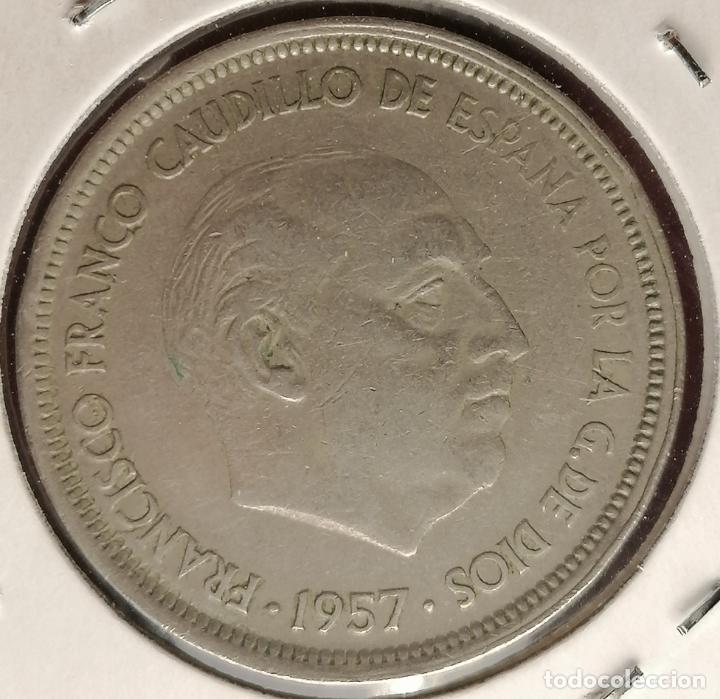 Monedas con errores: 50 pesetas 1957 * 58 repintada - Foto 3