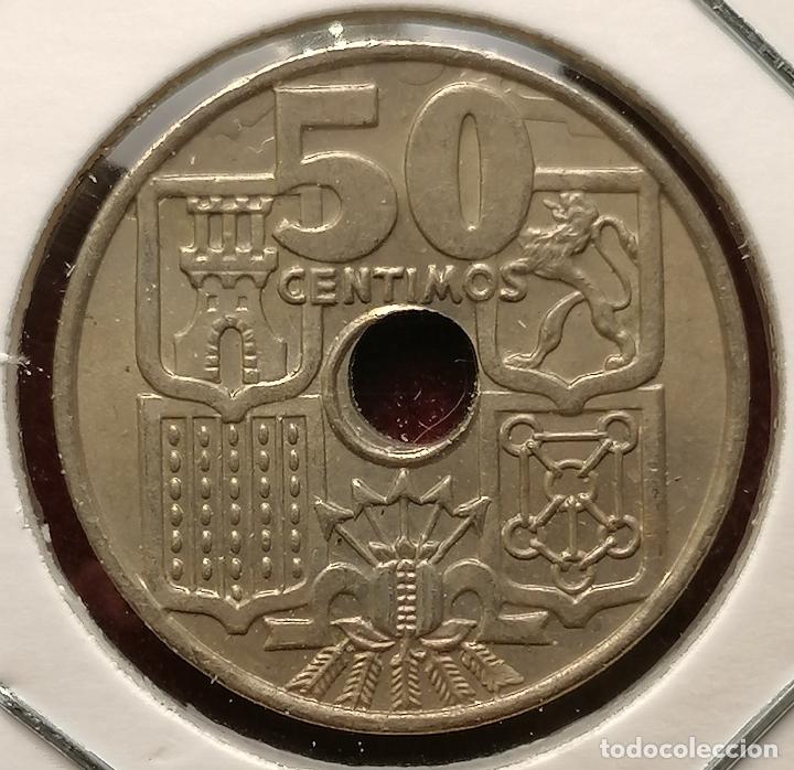 Monedas con errores: 50 centimos 1949 * 54 repintada - Foto 2