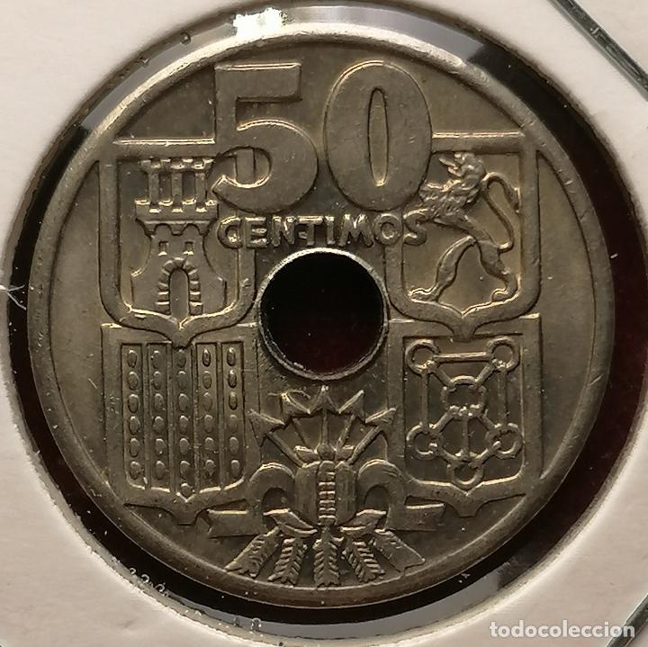 Monedas con errores: 50 centimos 1963 * 65 repintada escudo - Foto 2
