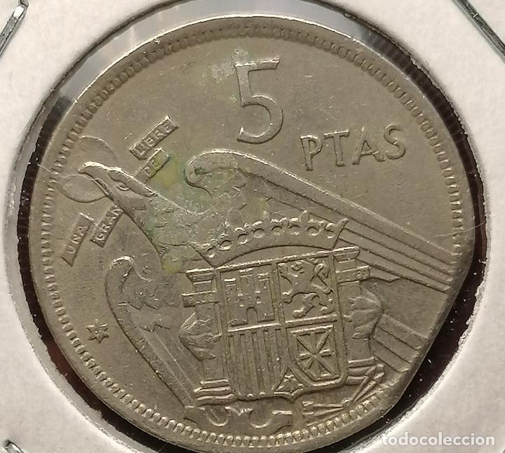 Monedas con errores: 5 pesetas 1957 * 69 Segmentada recta - Foto 2