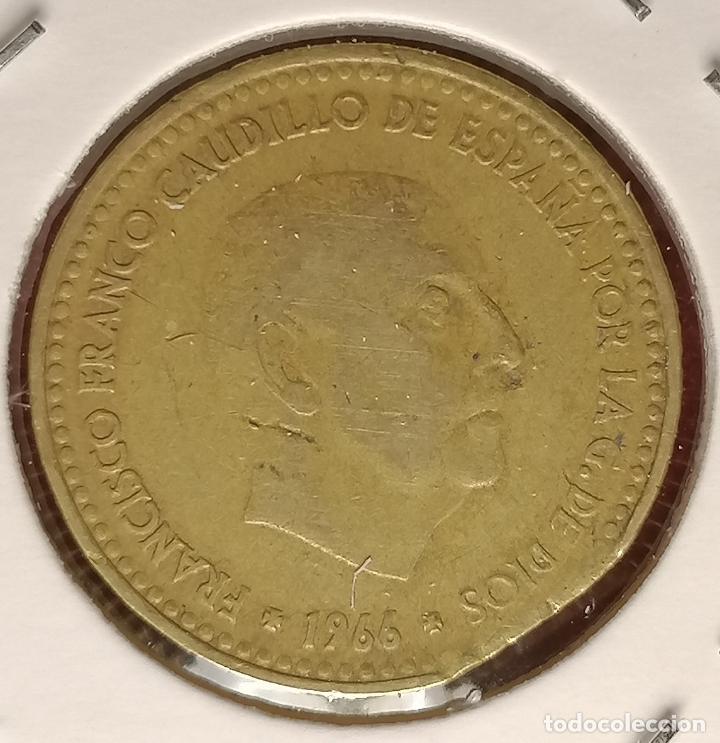 Monedas con errores: 1 peseta 1966 * 69 segmentada recta - Foto 3