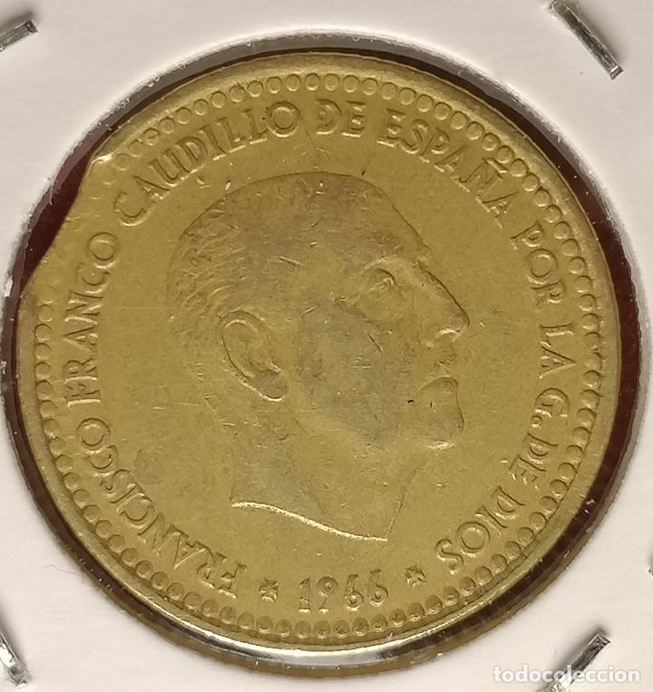 Monedas con errores: 1 peseta 1966 * 69 segmentada curva - Foto 3