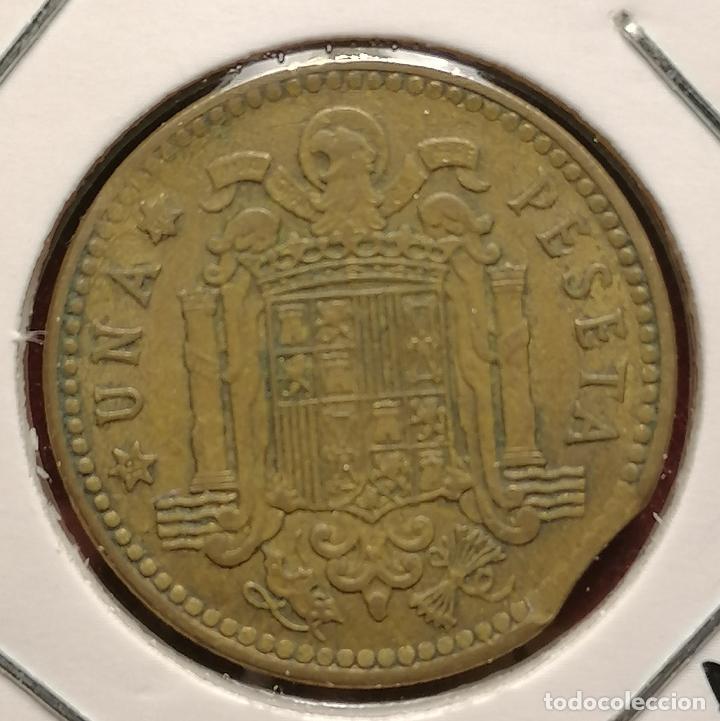 Monedas con errores: 1 peseta 1963 * 66 segmentada curva - Foto 2