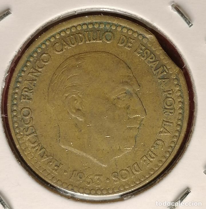 Monedas con errores: 1 peseta 1963 * 66 segmentada curva - Foto 3