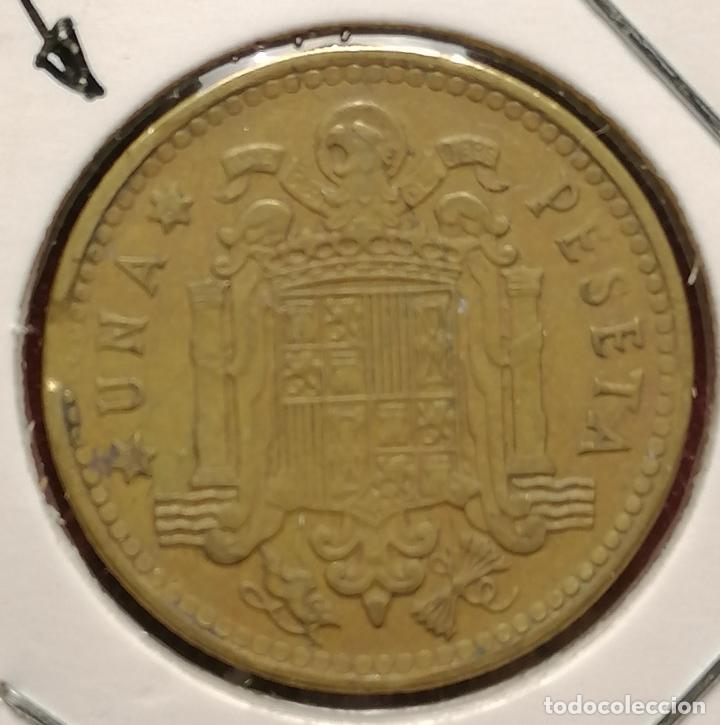 Monedas con errores: 1 peseta 1966 * 67 segmentada - Foto 2