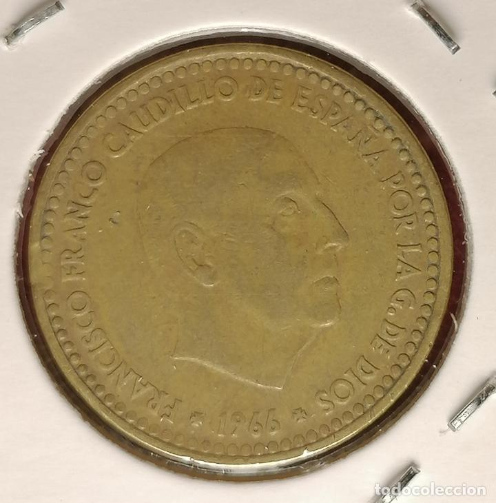 Monedas con errores: 1 peseta 1966 * 67 segmentada - Foto 3