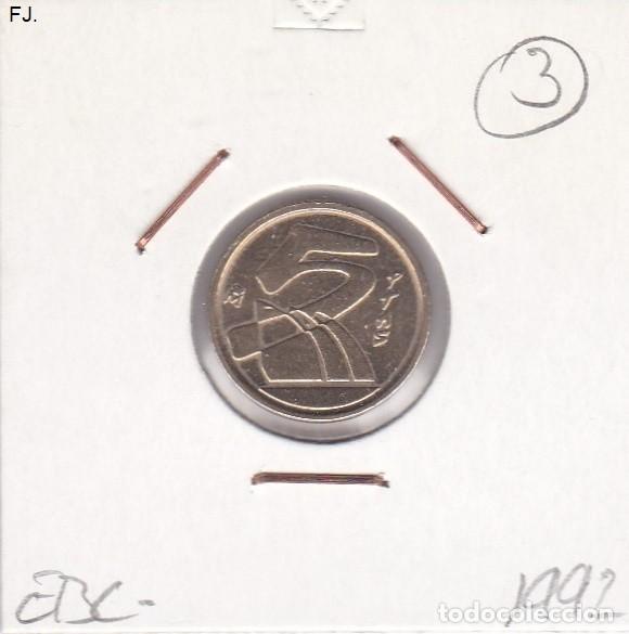 Monedas con errores: Moneda 5 Ptas 1992. Error Isla de Metal en Cospel. Rev. Ebc-. - Foto 1