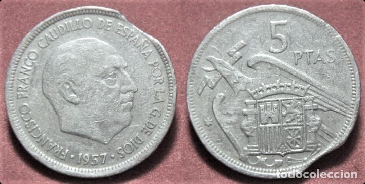 Monedas con errores: Error de acu&ntilde;aci&oacute;n moneda de Estado Espa&ntilde;ol 5 Pesetas 1957 final de riel - Foto 1