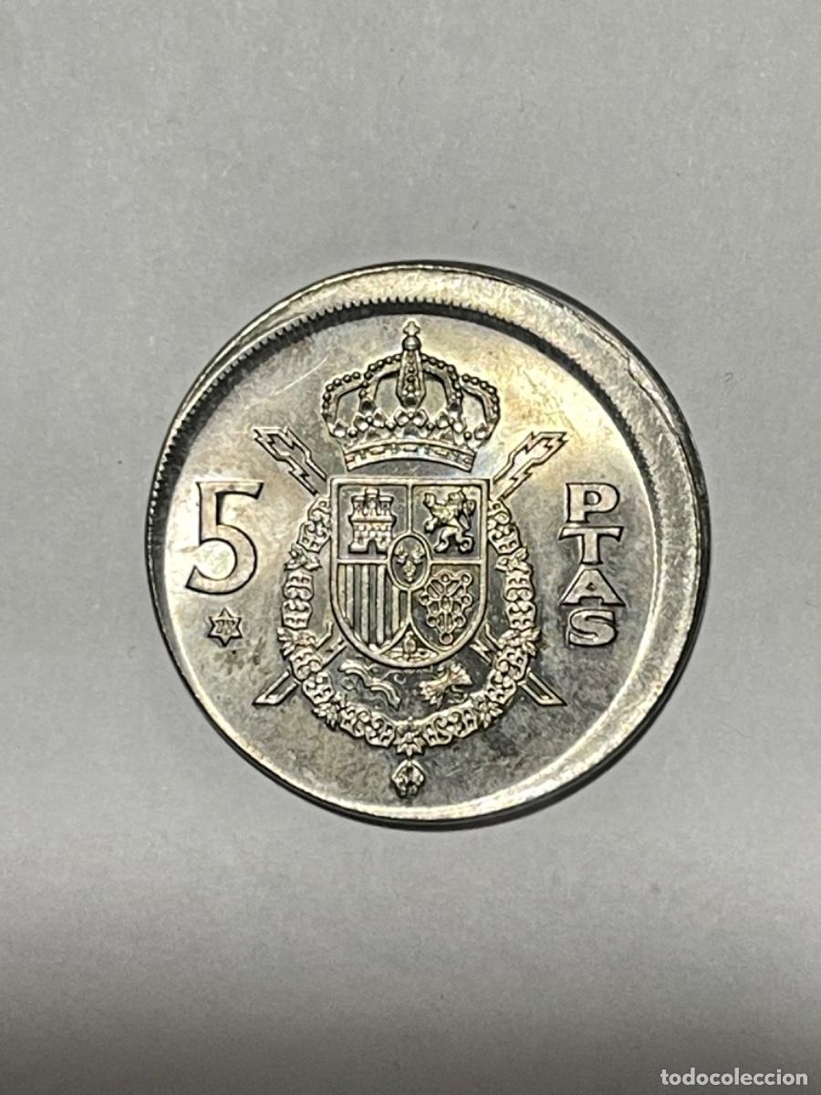 Monedas con errores: * ERROR ESPECTACULAR * MONEDA CON ACU&Ntilde;ACION DESPLAZADA. 5 ptas A&Ntilde;O 1975*77 - Foto 2