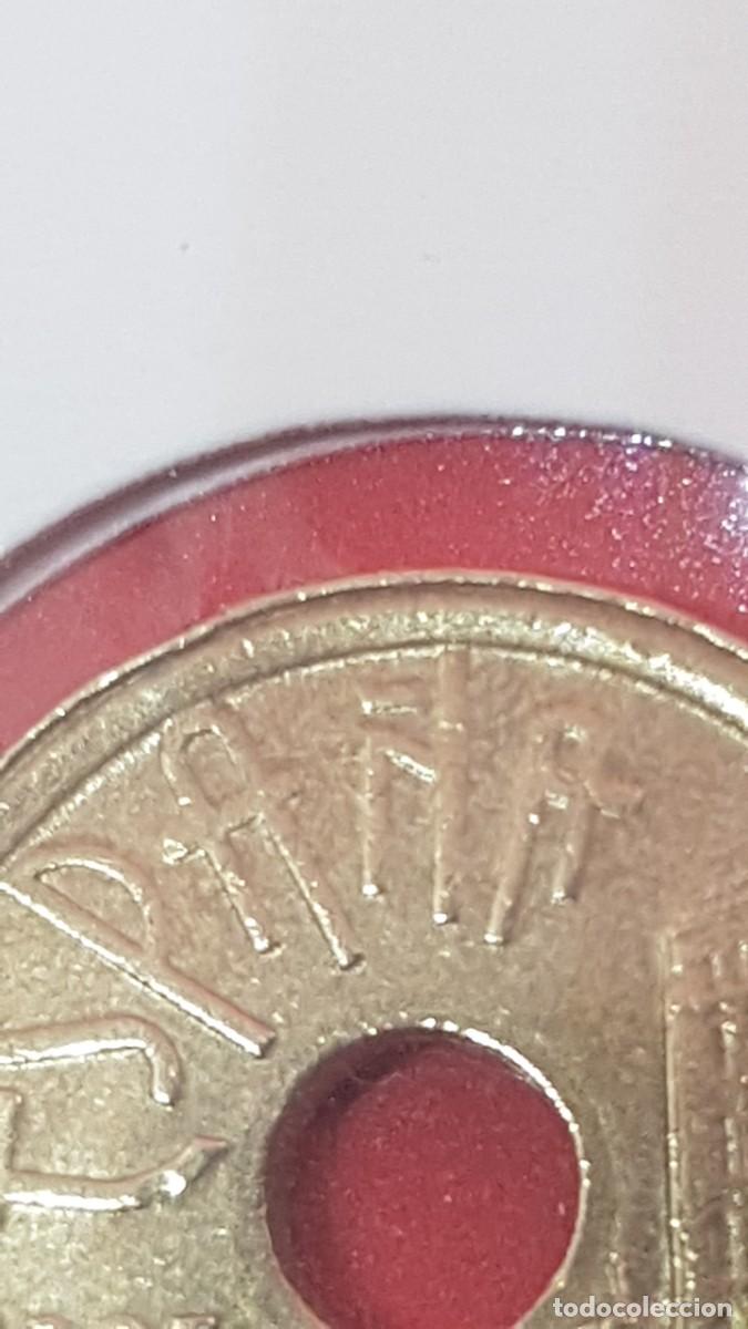 Monedas con errores: 25 PESETAS 1995-TRIPLE LISTEL - Foto 3