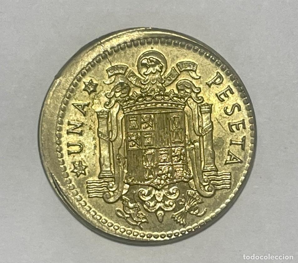 Monedas con errores: * ERROR * MONEDA CON ACU&Ntilde;ACION DESPLAZADA. 1 PESETA A&Ntilde;O 1975*79 - Foto 2