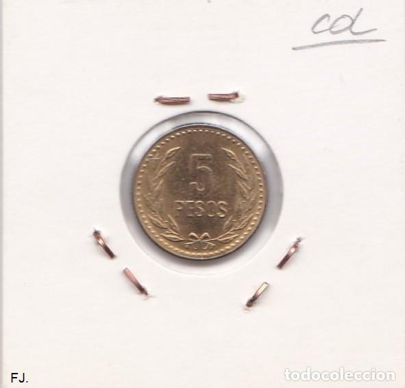 Monedas con errores: Moneda 5 Pesos 1990 Colombia. Error, Descentrada. Ebc. - Foto 2