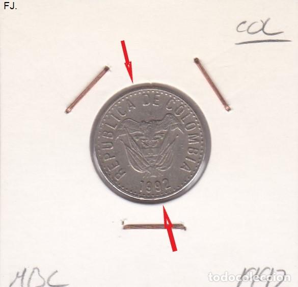 Monedas con errores: Moneda 10 Pesos 1992 Colombia. Error, Descentrada. Mbc. - Foto 1
