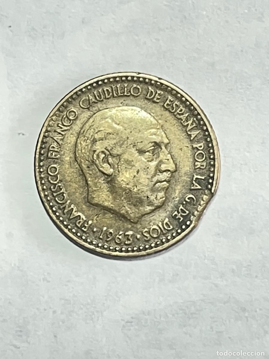 Monedas con errores: * ERROR * 1 PESETA 1963-65 SEGMENTADA - Foto 1