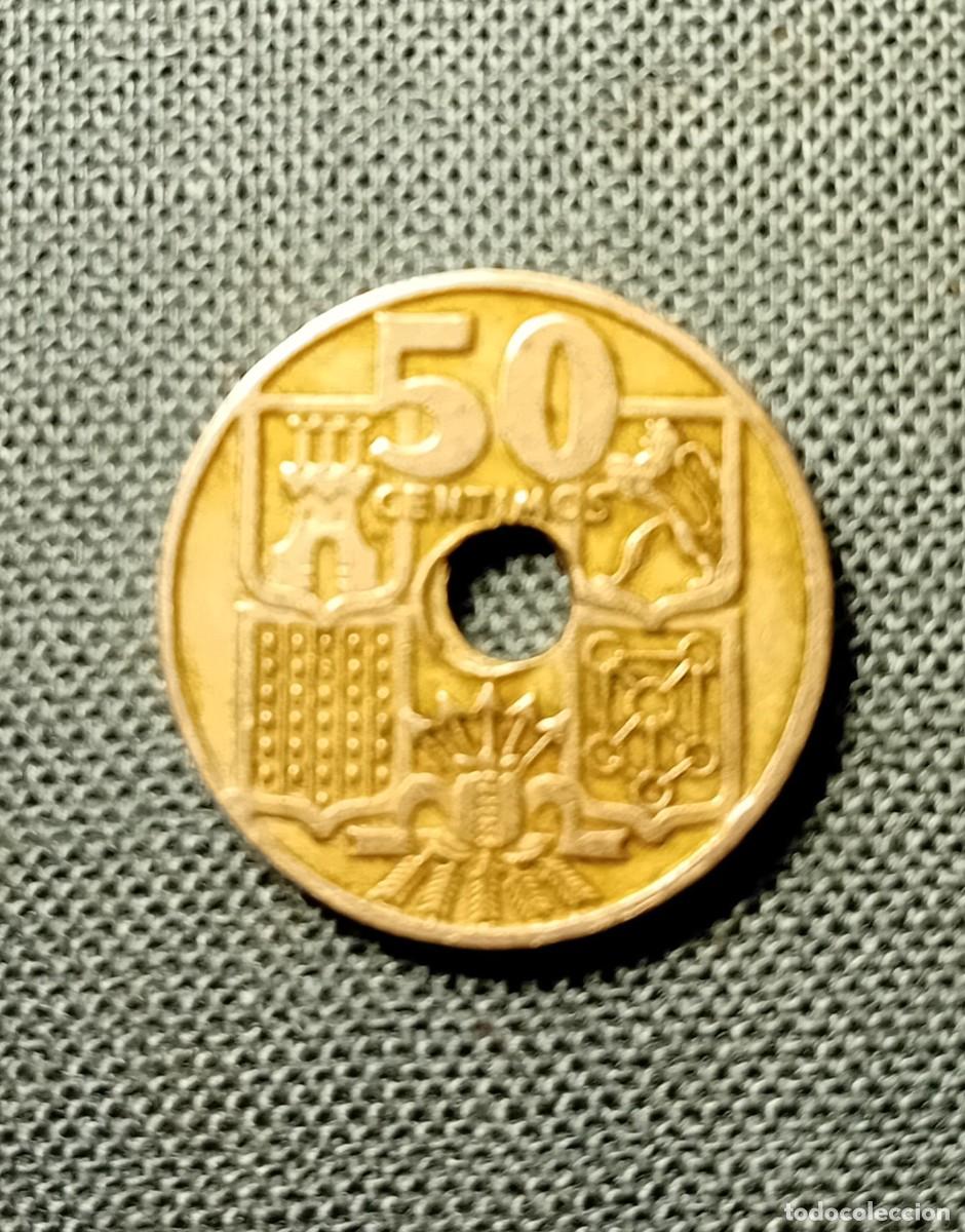 Monedas con errores: Error 50 cts 1949. Agujero desplazado - Foto 2