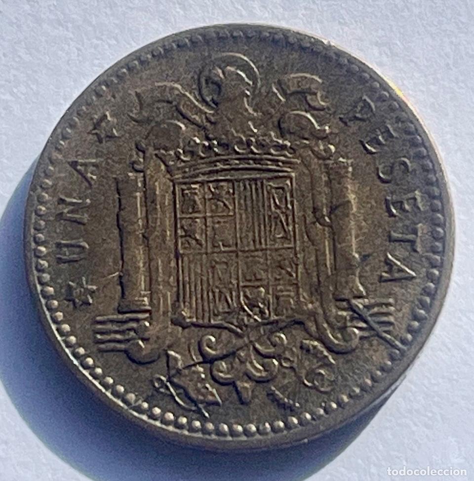 Monedas con errores: * ERROR * 1 peseta CU&Ntilde;O PARTIDO EN REVERSO. a&ntilde;o 1953*56 - Foto 1