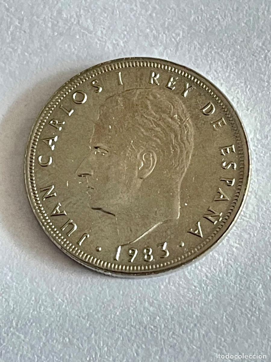 Monedas con errores: * ERROR * 5 pesetas a&ntilde;o 1983. LEYENDA DE REVERSO REMARCADA - Foto 2