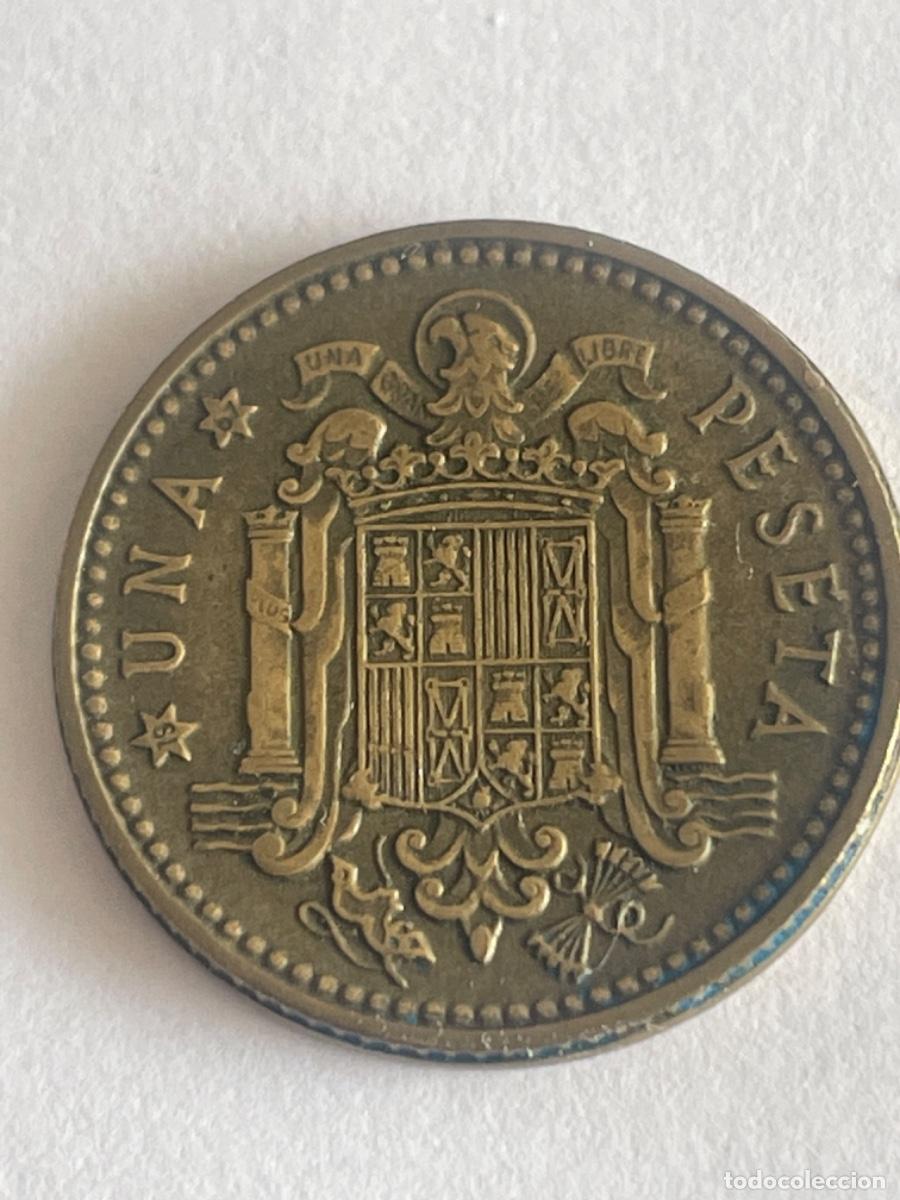 Monedas con errores: * ERROR * 1 PESETA 1966*67 CANTO CORONA - Foto 3