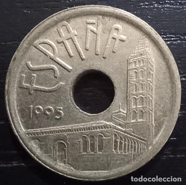 Monedas con errores: 25 PESETAS CASTILLA Y LEON 1995, 2&ordf; - Foto 1