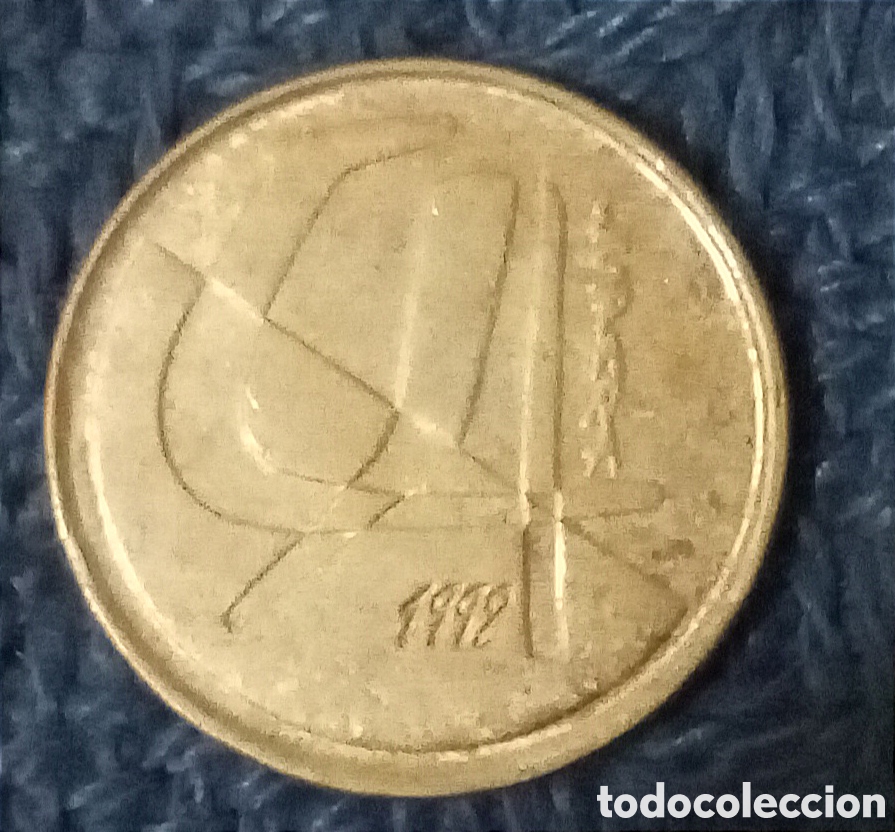 Monedas con errores: Moneda de 5 pesetas A&Ntilde;O 1992 - Foto 1