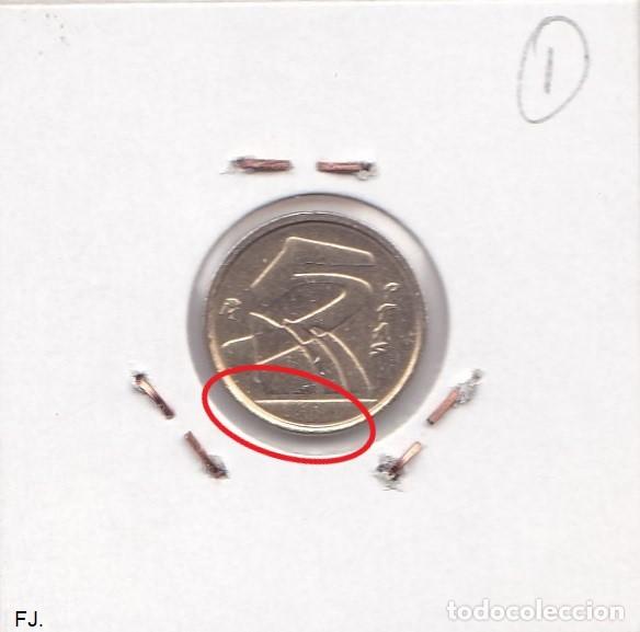 Monedas con errores: Moneda 5 Ptas 1991 J Carlos. Error, Desplazada. Anv y Rev S/C. - Foto 3