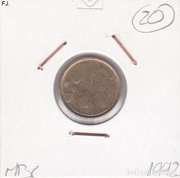 Monedas con errores: Moneda 5 Ptas 1992 J Carlos. Error, Cu&ntilde;o Desgastado. Anv Mbc. - Foto 1