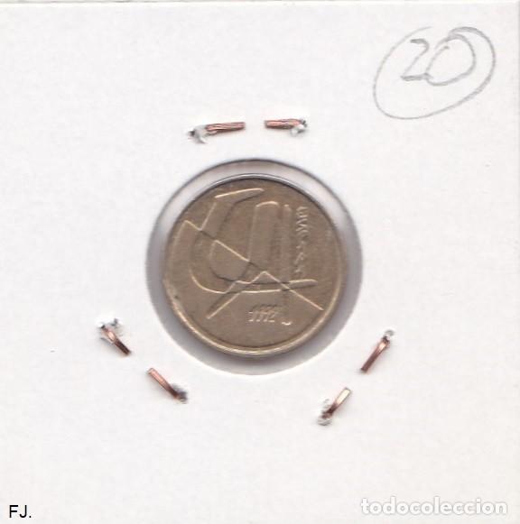 Monedas con errores: Moneda 5 Ptas 1992 J Carlos. Error, Cu&ntilde;o Desgastado. Anv Mbc. - Foto 3