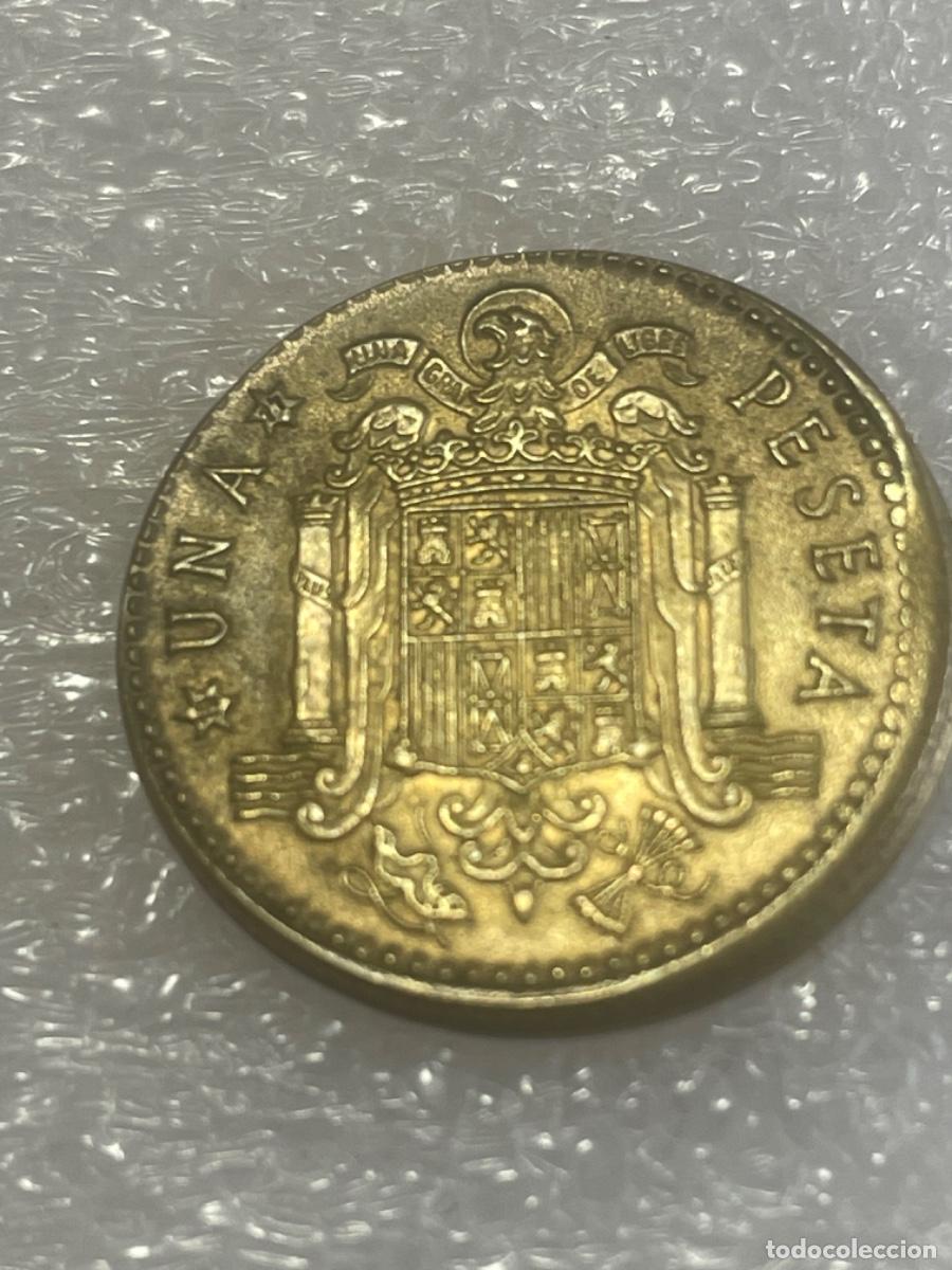 Monedas con errores: * ERROR EXTRAORDINARIO * 1 pta. LABIADA, cospel en cu&ntilde;a y canto irregular - Foto 2