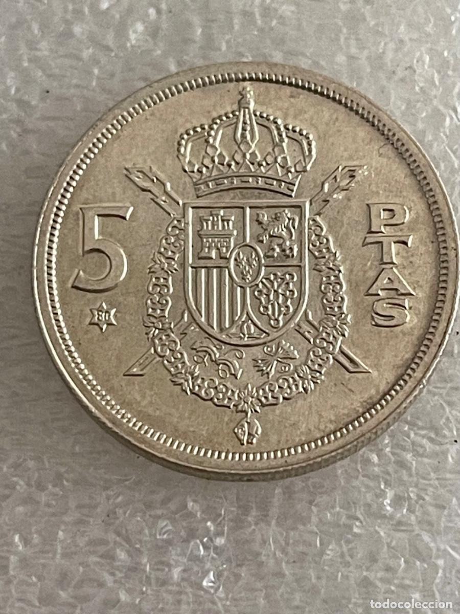 Monedas con errores: MONEDA DE PLATA 5 pesetas 1975*80 - Foto 2