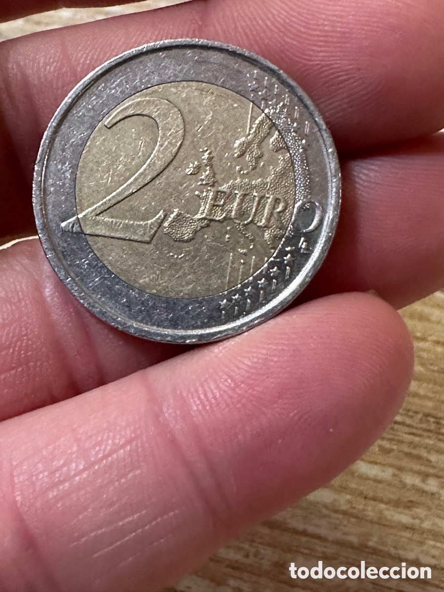 Monedas con errores: Moneda de 2 eur EMU estrellas grandes, usada - Foto 2