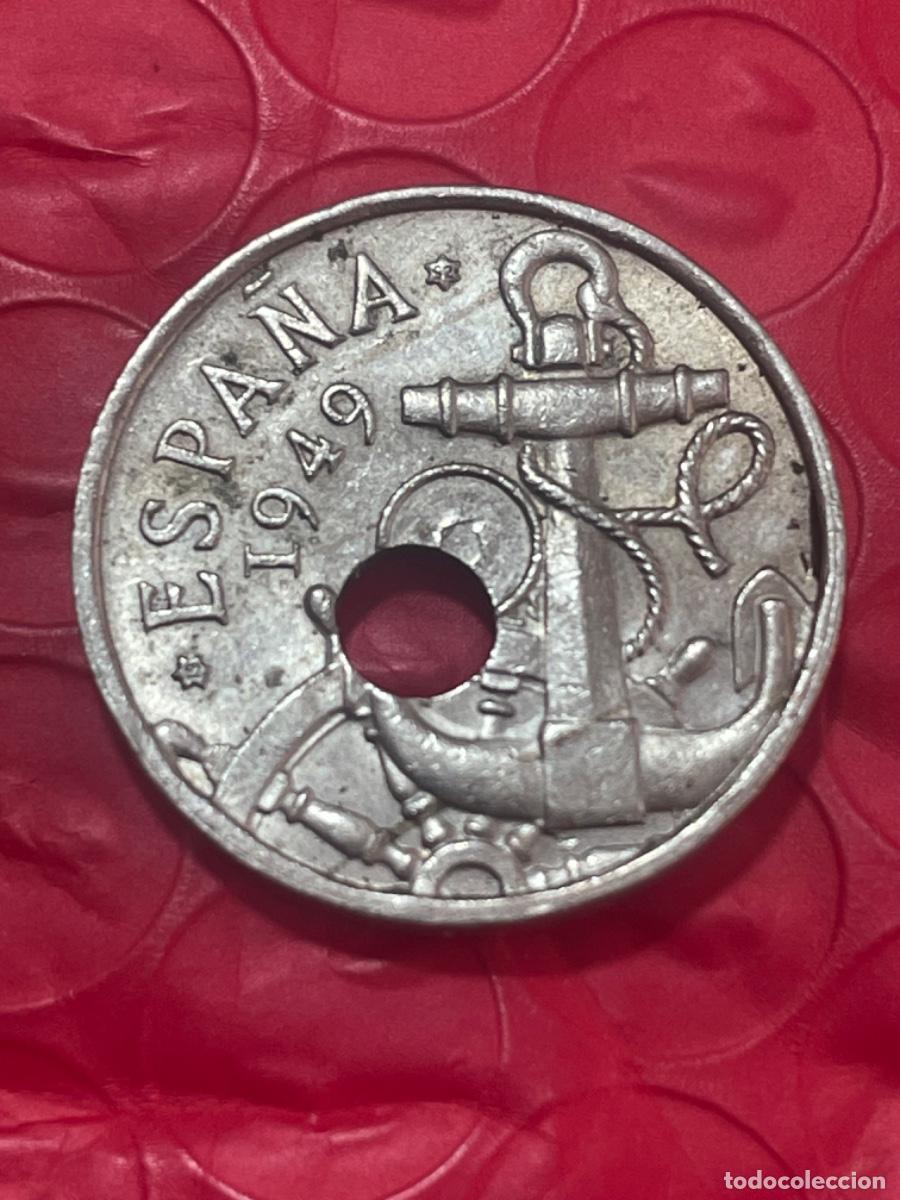 Monedas con errores: * ERROR * ESPECTACULAR.TALADRO MUY DESPLAZADO 1949*52 - Foto 1