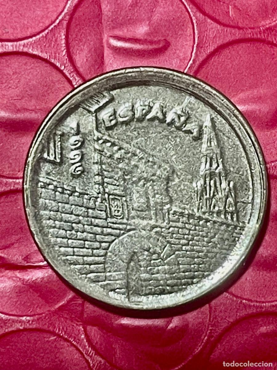 Monedas con errores: * ERROR IN&Eacute;DITO * 5 ptas 1996. VARIANTE DE CU&Ntilde;O. LEYENDA MAYOR - Foto 1