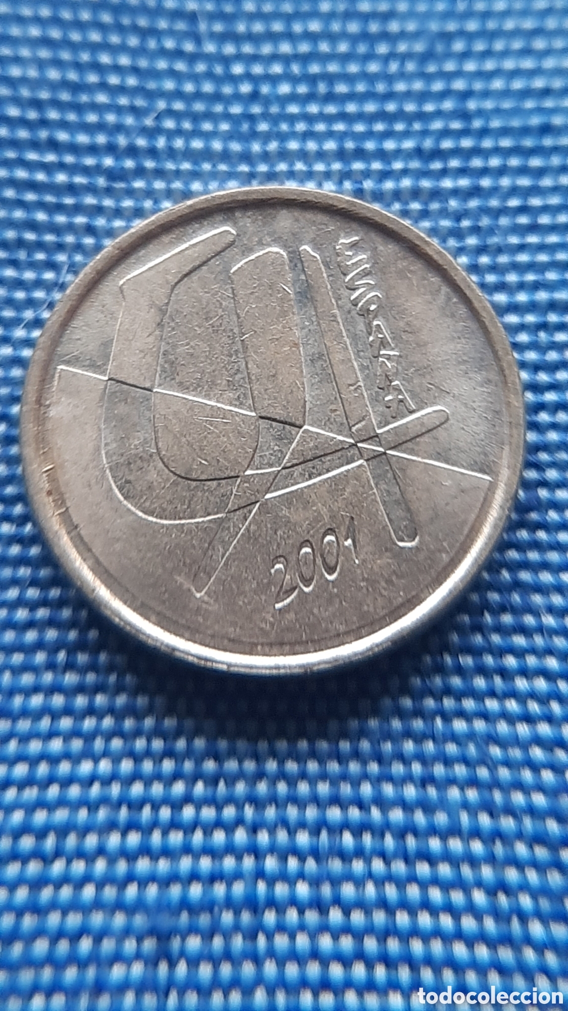 Monedas con errores: (ESPA&Ntilde;A-ERROR)(2001) 5 PESETAS EXCESO DE METAL O VARIANTE - Foto 1