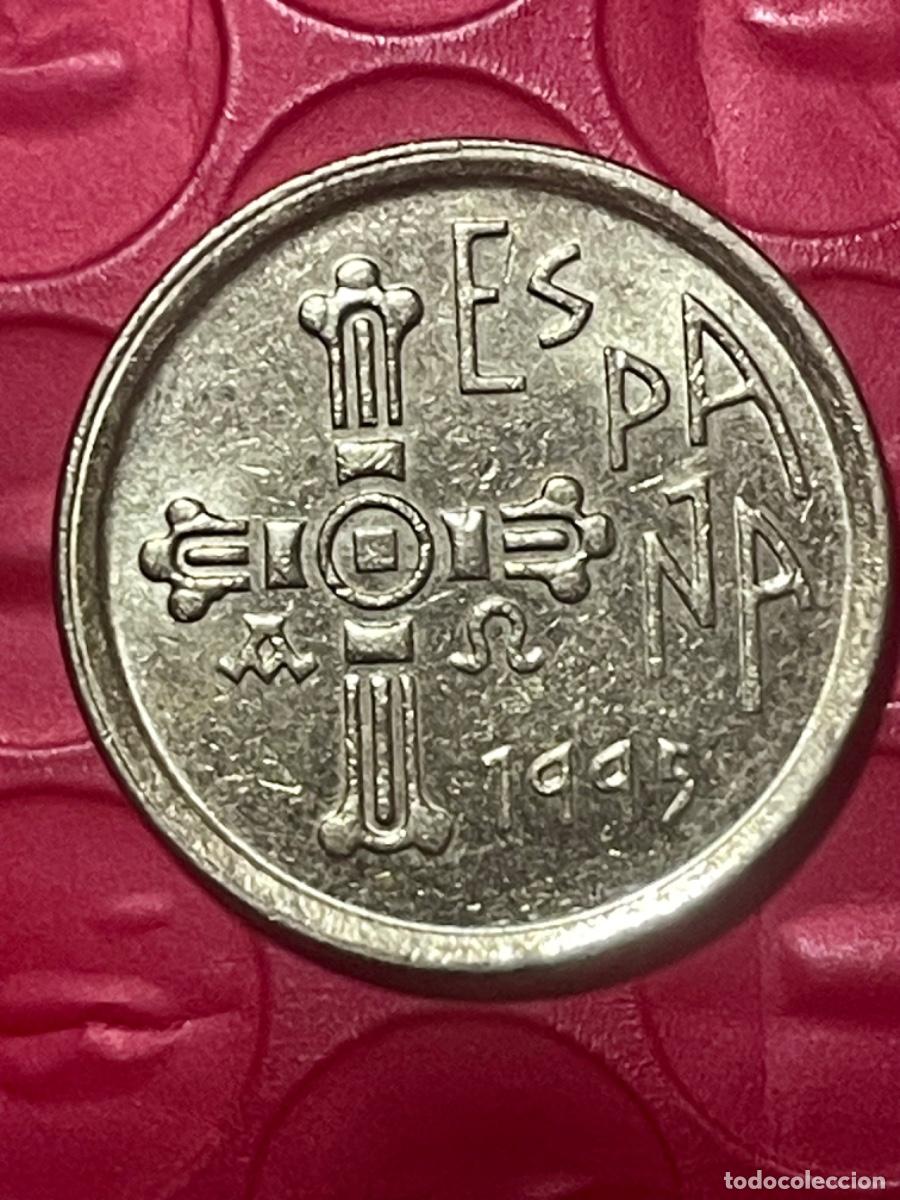 Monedas con errores: * ERROR * 5 pesetas a&ntilde;o 1995. DOBLE HINCADO EN REVERSO - Foto 2