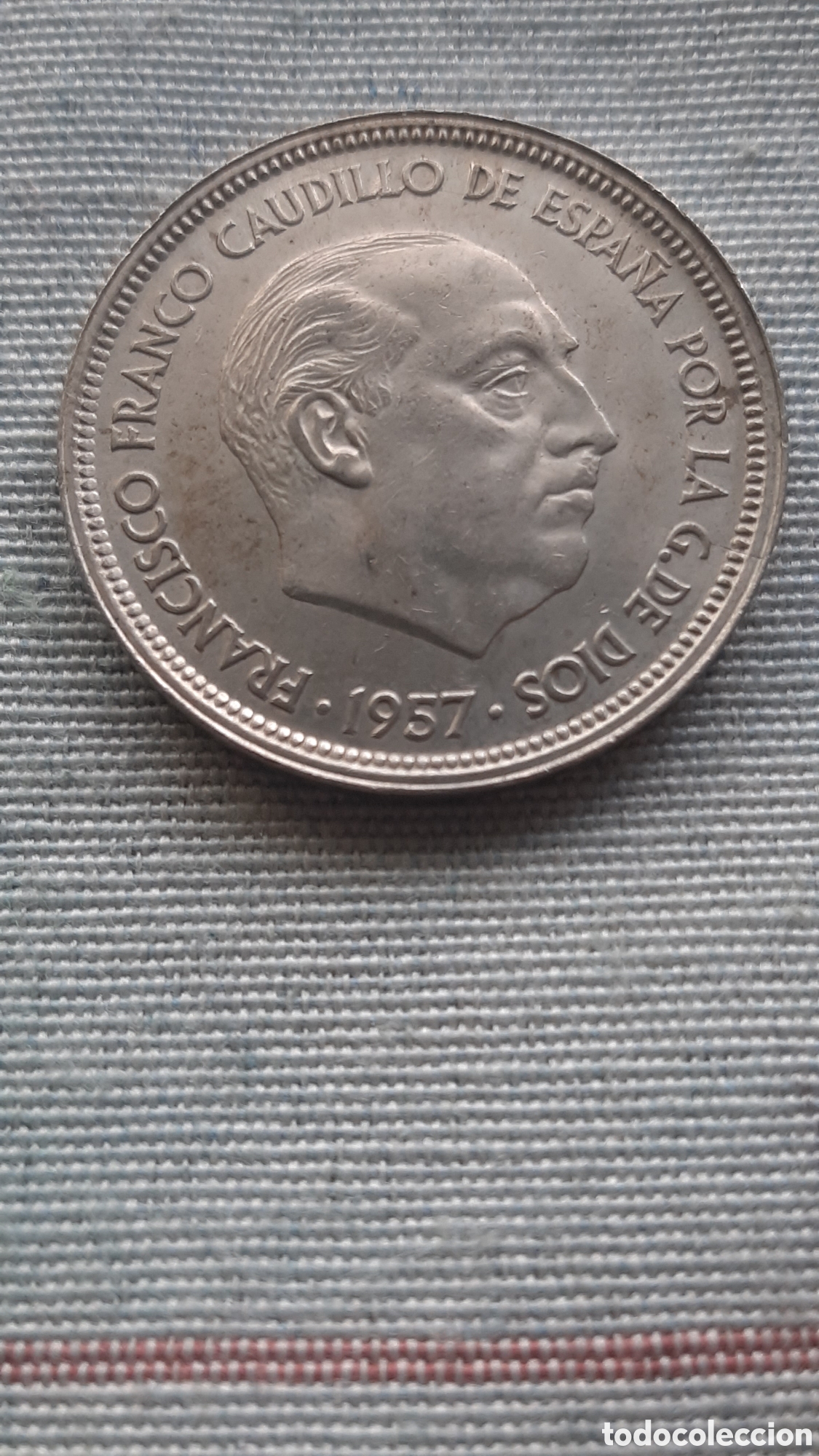 Monedas con errores: (DOBLE ACU&Ntilde;ACI&Oacute;N-ERROR)(1957*60) 50 PESETAS ESTADO ESPA&Ntilde;OL CON ERROR - Foto 2