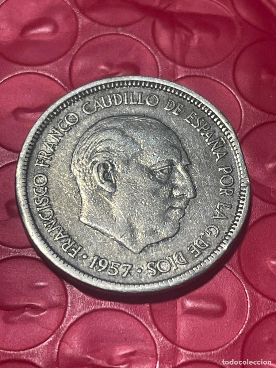 Monedas con errores: * ERROR * MONEDA SEGMENTADA 5 PESETAS A&Ntilde;O 1957*64 - Foto 1