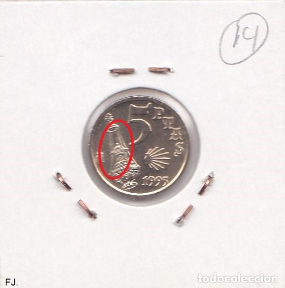 Monedas con errores: Moneda 5 Ptas 1993 J Carlos. Error, Islas de Metal, Botafumerio. Rev S/C. - Foto 2