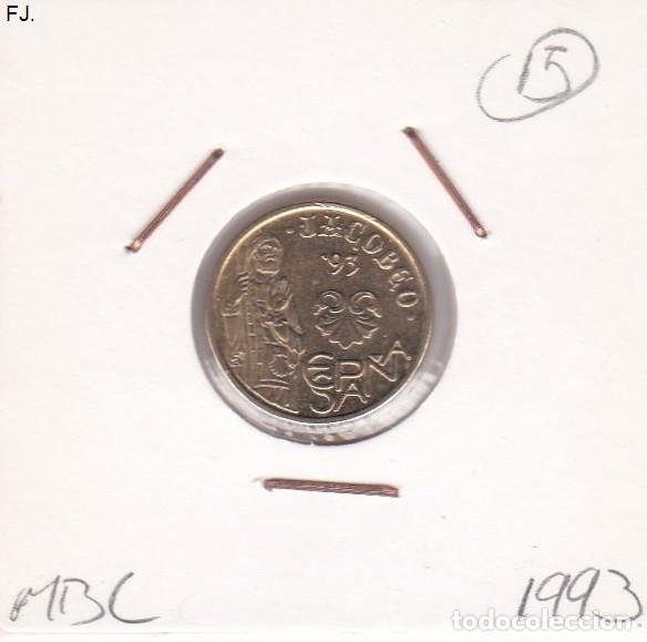 Monedas con errores: Moneda 5 Ptas 1993 J Carlos. Error, Corte de Metal, Vieria. Rev Mbc. - Foto 1