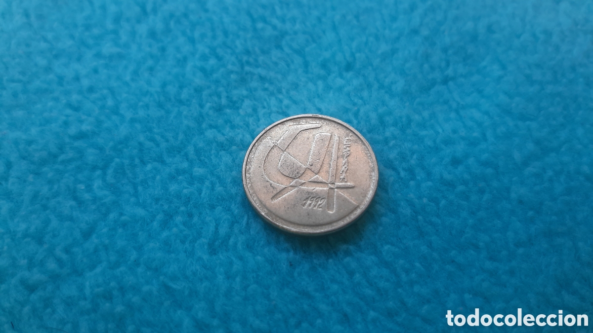 Monedas con errores: (ERROR-EXCESO DE METAL )(1992) 5 PESETAS CON RARO ERROR - Foto 8