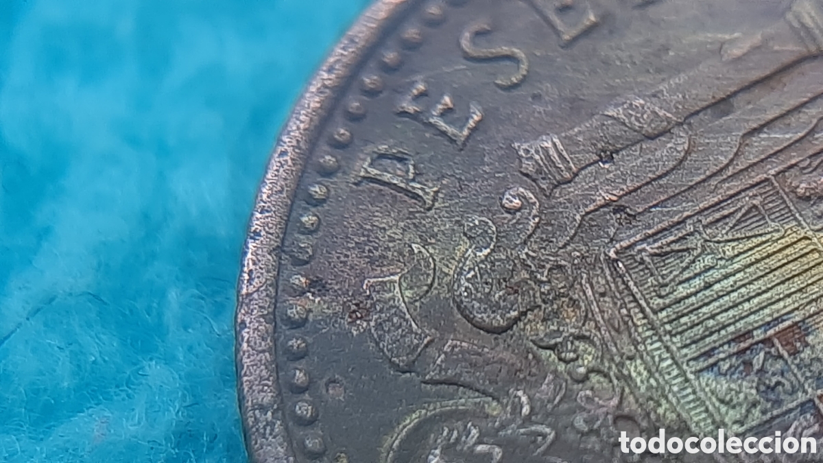 Monedas con errores: (ERROR-HOJITAS)(1966*70) 1 PESETA P&Aacute;TINA IRIDISCENTE - Foto 9