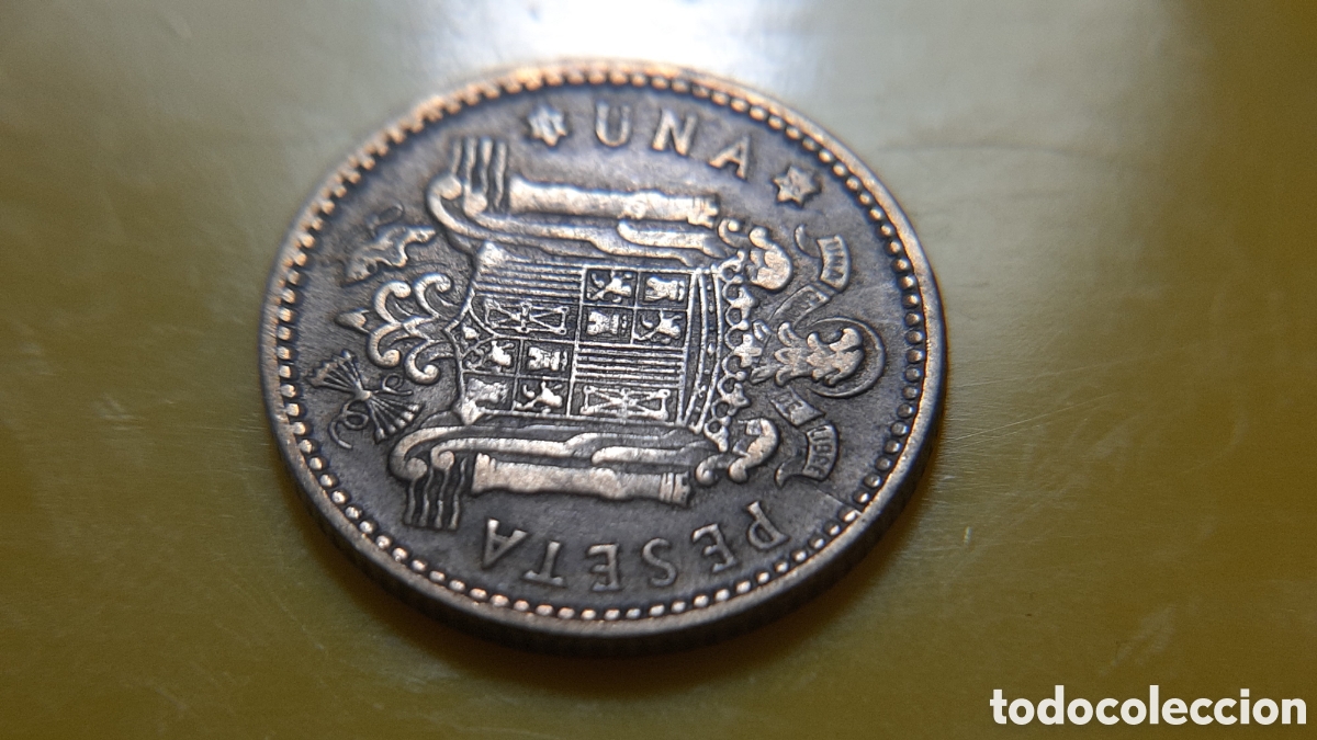 Monedas con errores: (ERROR-ESPA&Ntilde;A)(1953*56) 1 PESETA ROTURA DE CU&Ntilde;O - Foto 1