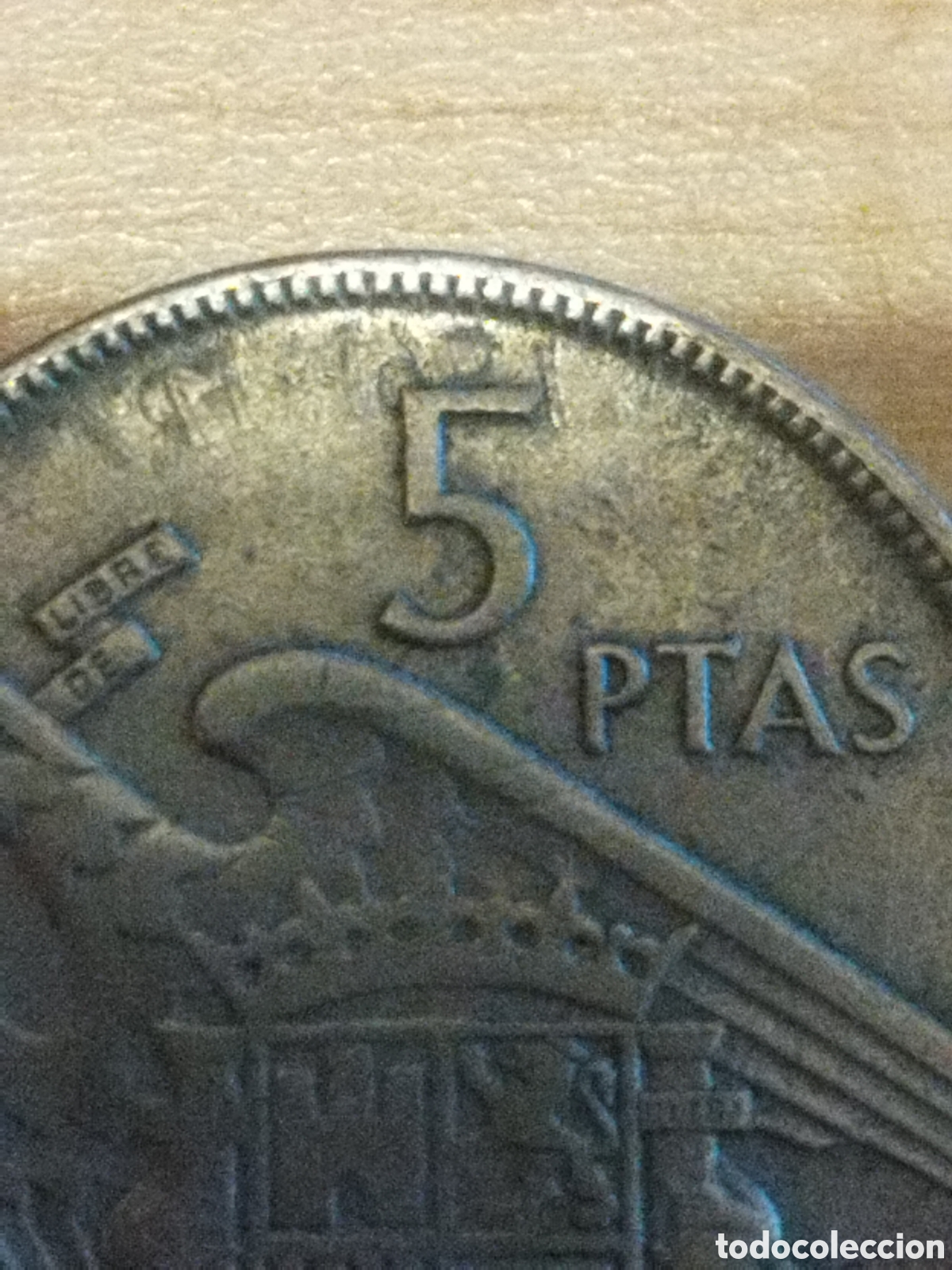 Monedas con errores: Error 5 pesetas de 1957 estrella 65 repinte - Foto 1