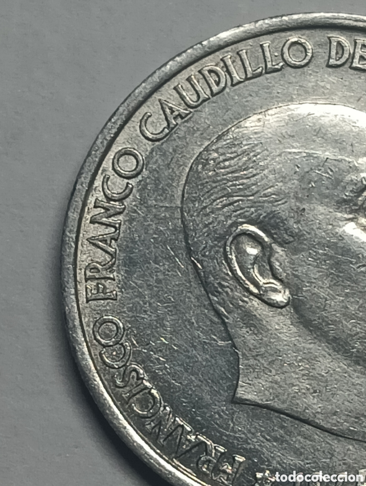Monedas con errores: Moneda de 50 C&eacute;ntimos Espa&ntilde;a 1966 - Anep&iacute;grafa - Foto 3