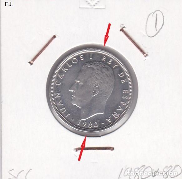 Monedas con errores: Moneda 5 Ptas 1980*80 Mundial&acute;82. Error, Descentrada. S/C. - Foto 1